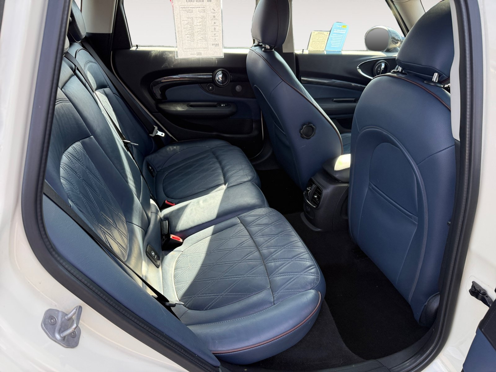 Used 2017 Pepper White MINI Clubman image 18