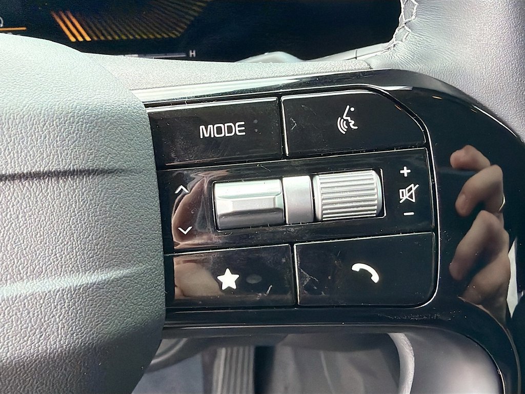 Certified Used 2026 White Kia S image 35