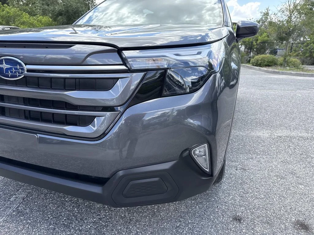 Used 2025 Gray Subaru Premium image 9