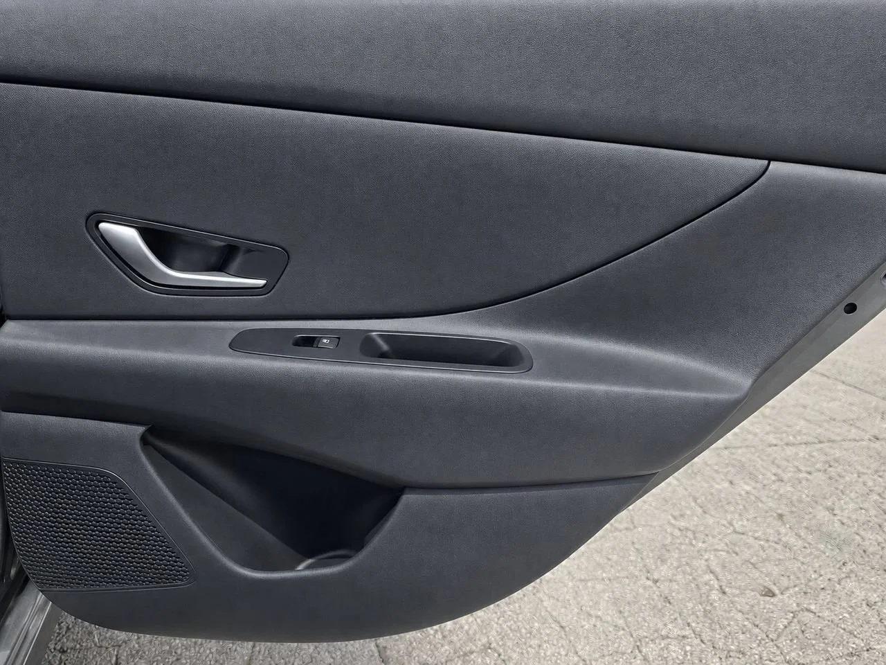 Used 2024 Gray Hyundai SEL image 35