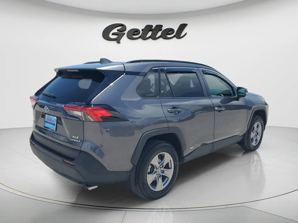 Used 2024 Gray Toyota XLE image 5