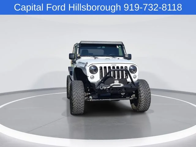 Used 2018 White Jeep Sport image 2