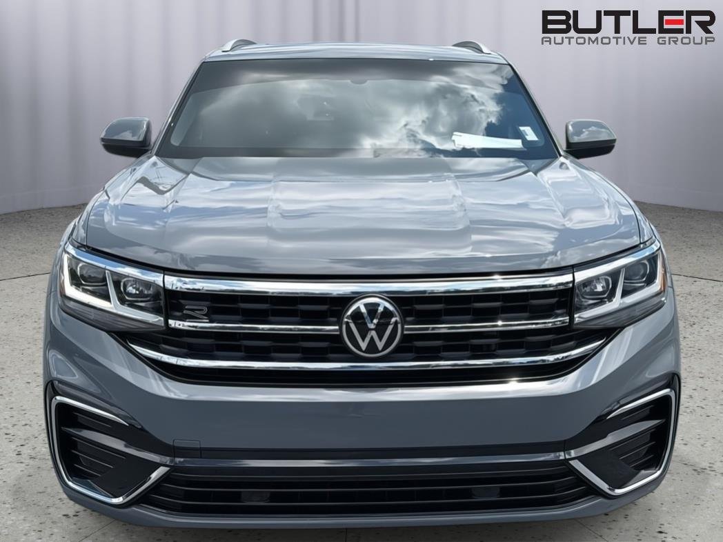 Used 2021 Pure Gray Volkswagen 3.6L V6 SE w/Technology R-Line image 9
