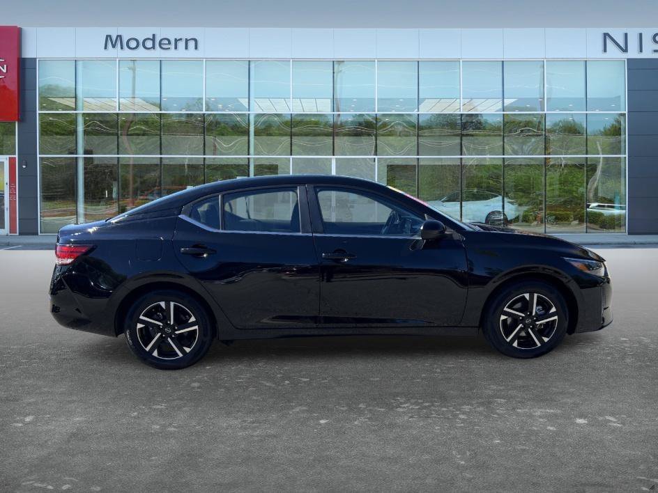 Used 2025 Super Black Nissan SV image 4
