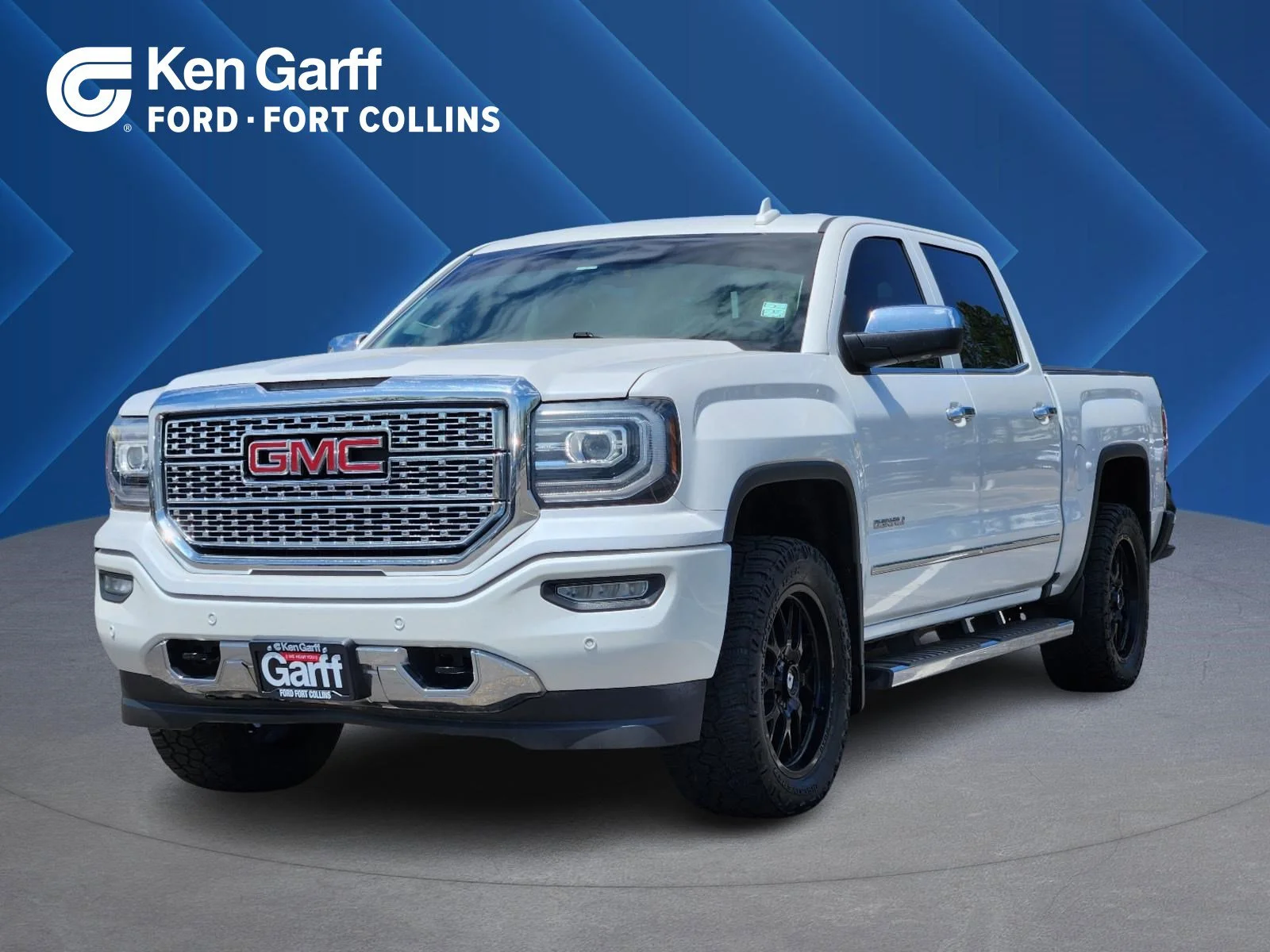 2016 GMC Sierra 4WD Crew Cab Short Box's photo