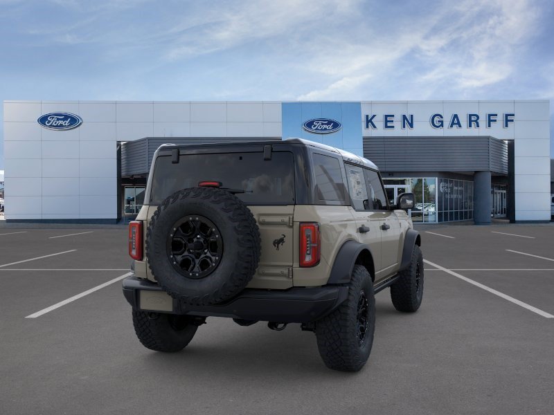New 2026 Desert Sand Ford Badlands image 9