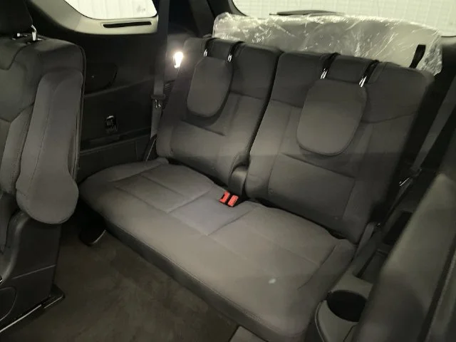 New 2027 Avalanche Gray Ford Active image 23
