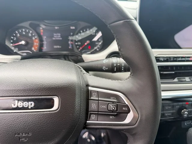 Used 2024 White Jeep Limited image 16