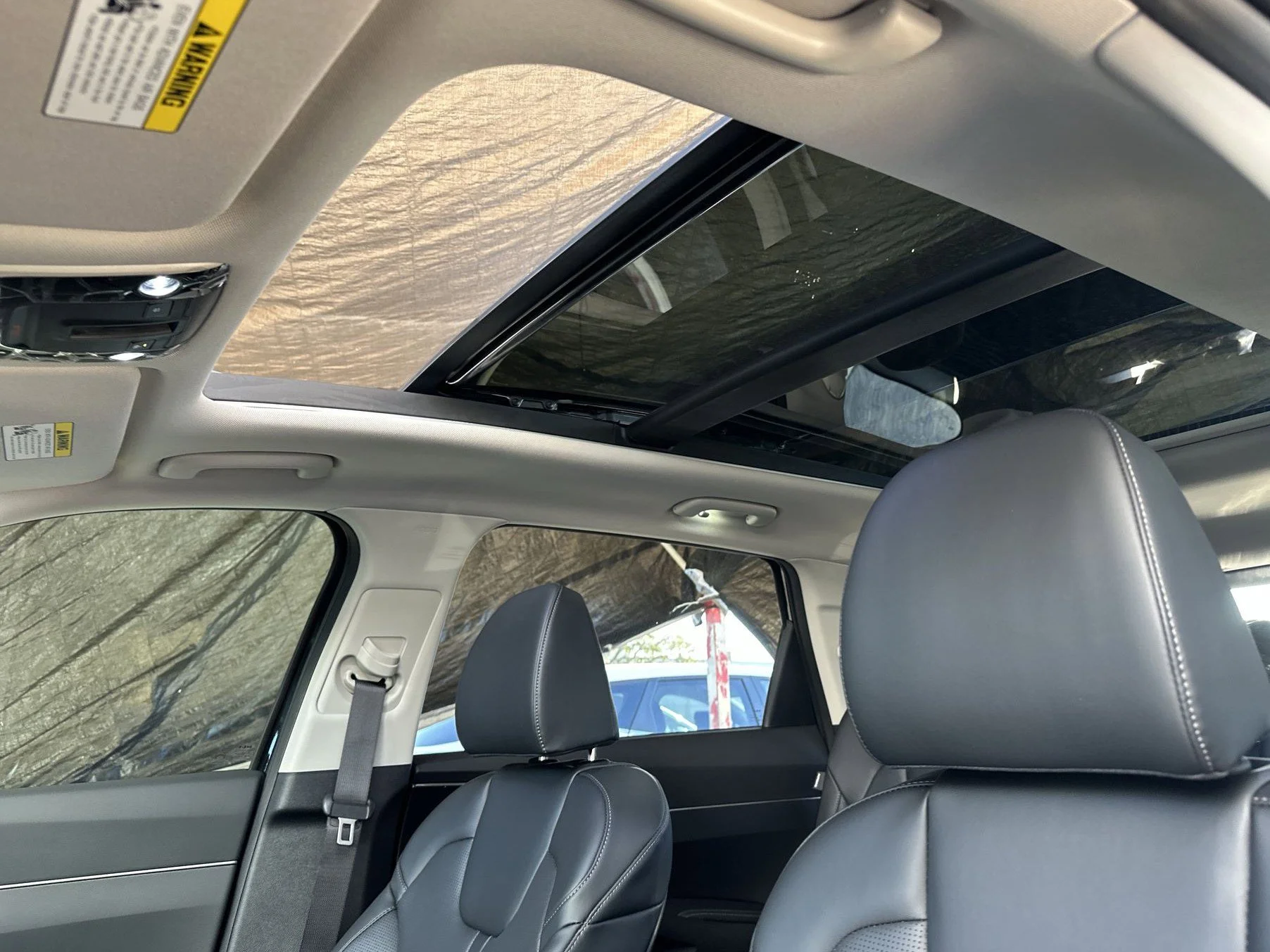 New 2026 Glacial White Pearl Kia EX image 19