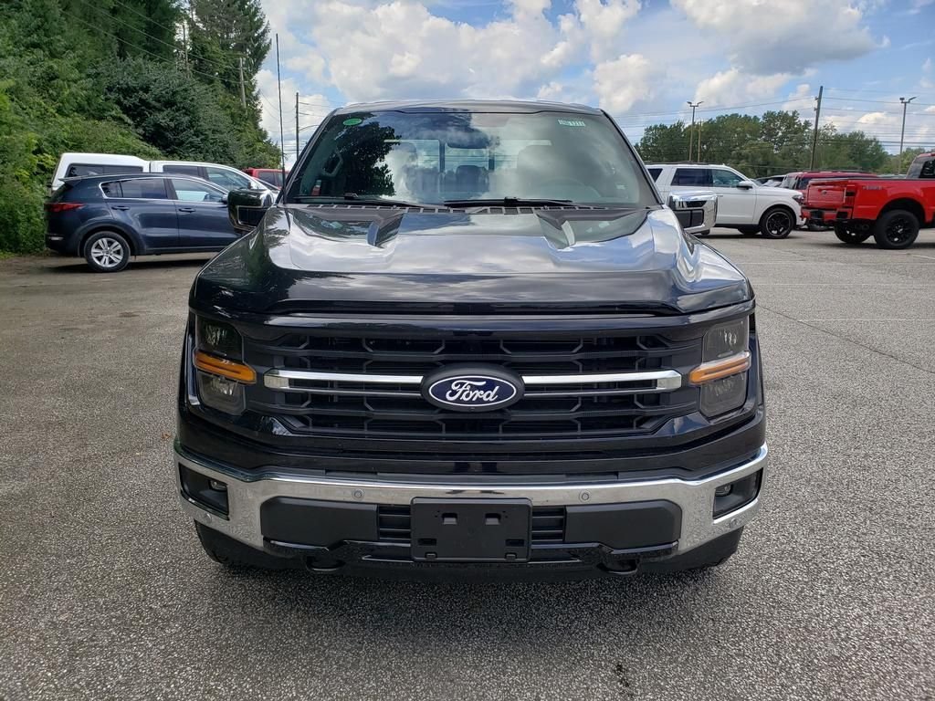 New 2026 Agate Black Metallic Ford XLT image 2