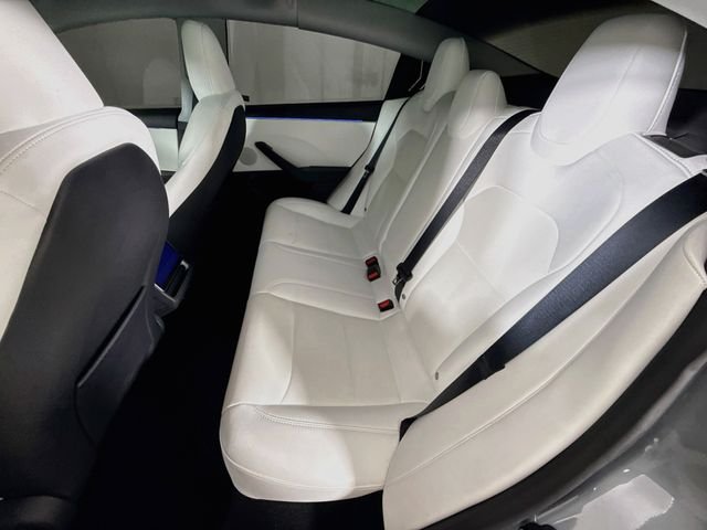 Used 2025  Tesla Long Range image 25