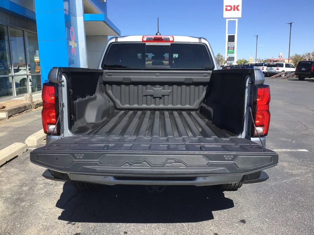 2026 Chevrolet Colorado LT - Photo 6