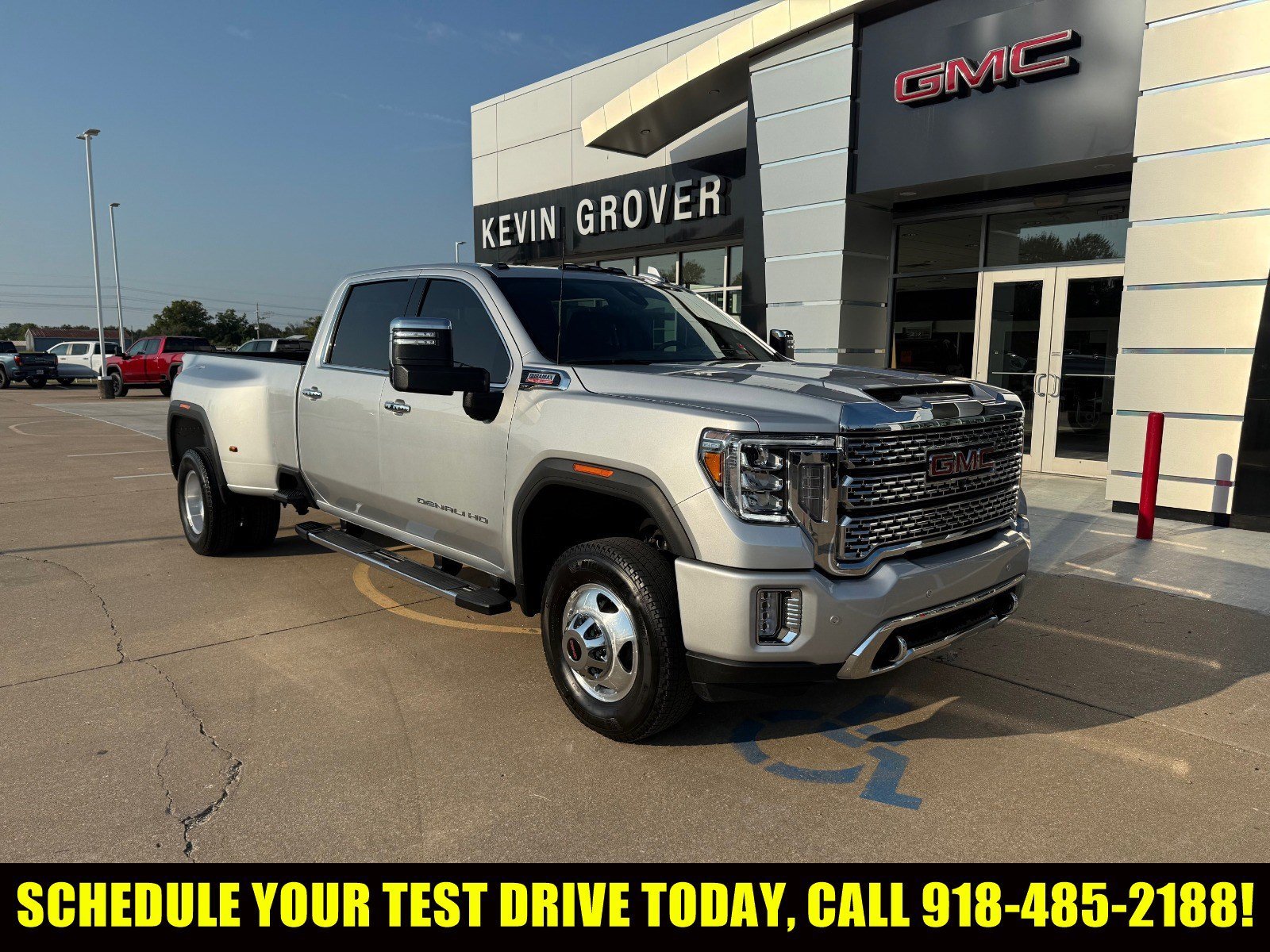 Quicksilver Metallic 2022 GMC Sierra 3500HD Denali Crew Cab LB DRW 4WD Pickup Truck Four-Wheel Drive Automatic