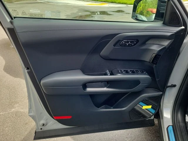 New 2027 Wolf Gray Kia X-LINE SX image 14