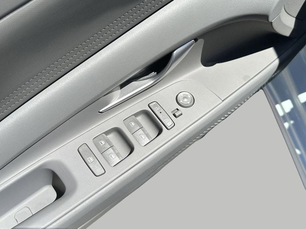 New 2026 Serenity White Hyundai SE image 14