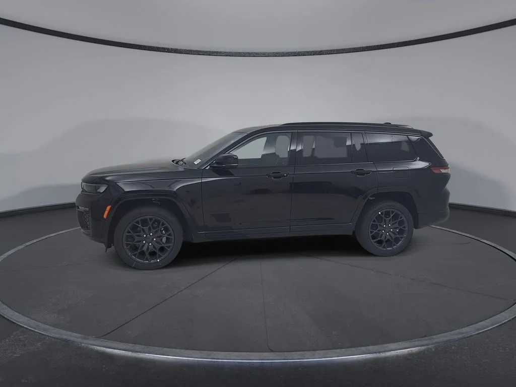 New 2026 Diamond Black Crystal Pearl-Coat Exterior Paint Jeep Summit image 8