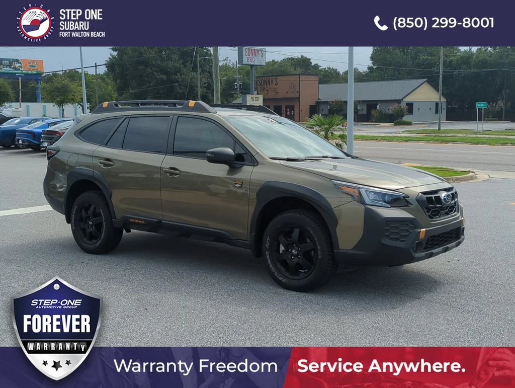 Used 2025 Green Subaru Wilderness image 9