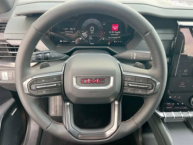 2026 GMC Acadia AT4 - Photo 7