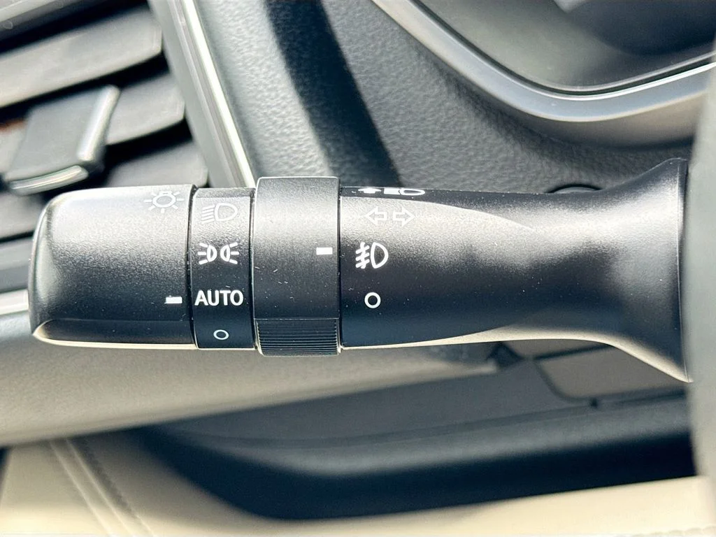Certified Used 2023 White Subaru Limited image 15