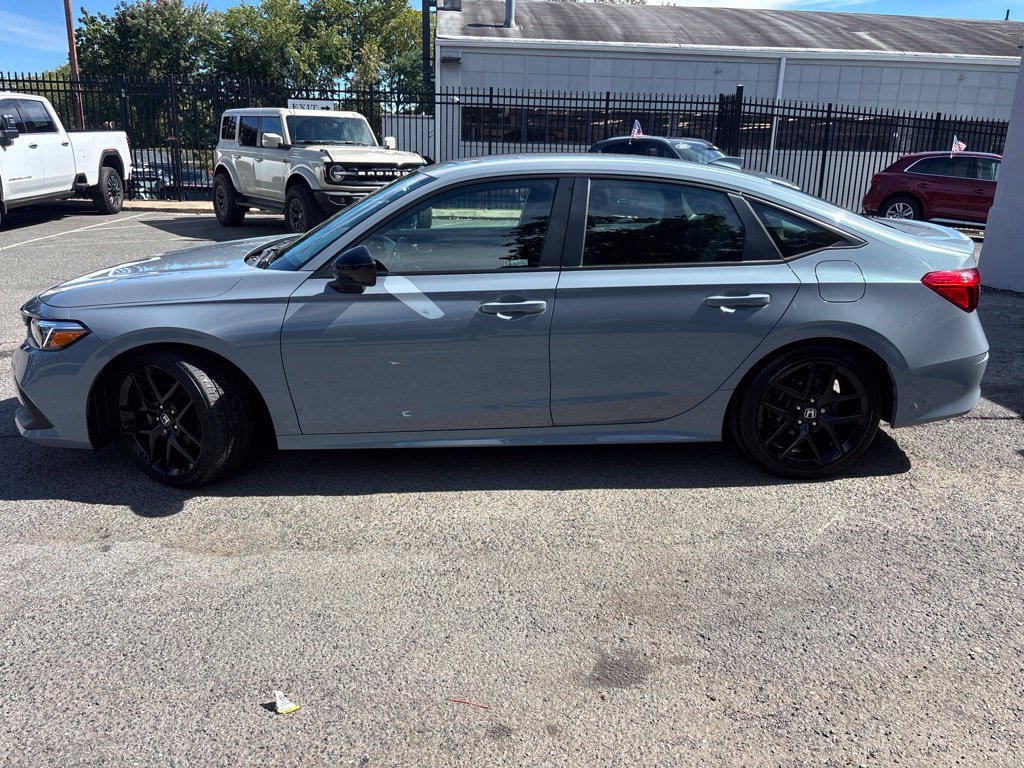 Used 2024 Gray Honda Sport image 3