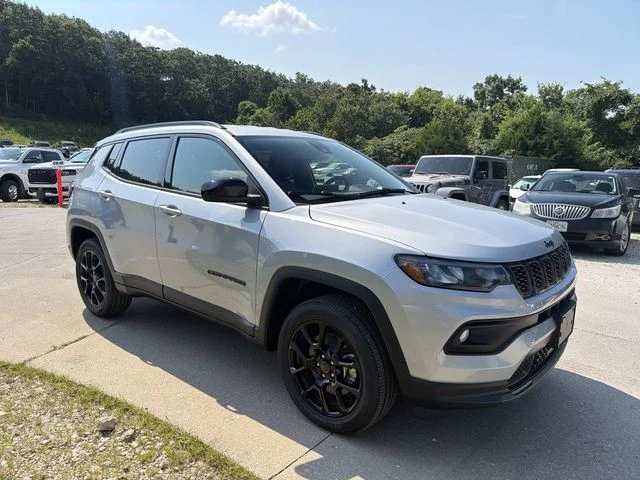 New 2026 Silver Zynith Metallic Clear-Coat Exterior Paint Jeep Latitude image 1