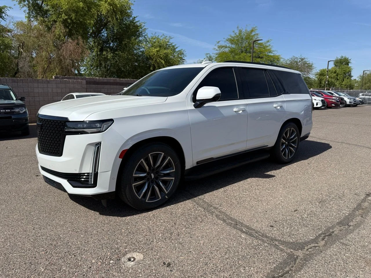2023 Cadillac Escalade 4WD Premium Luxury's photo