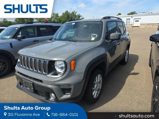 Used 2021 Gray Jeep Latitude image 1