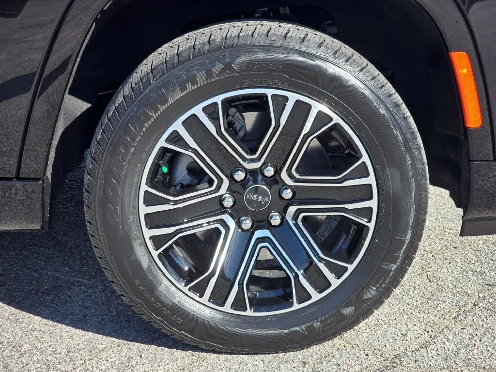 New 2026 Black Jeep  image 17