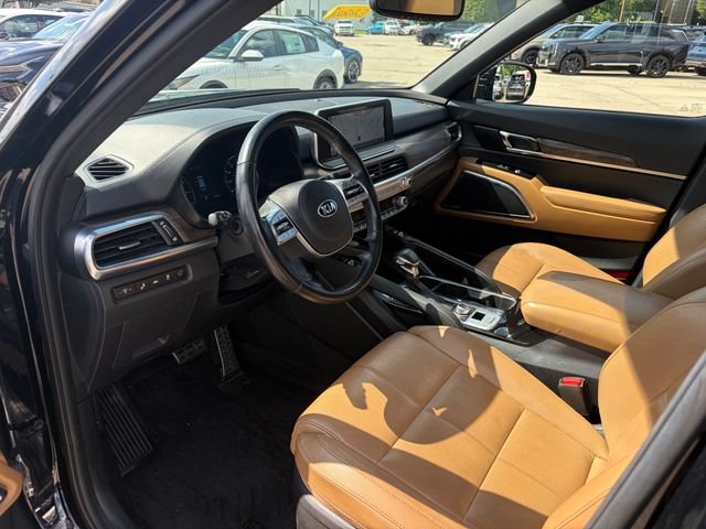Used 2021 Ebony Black Kia SX image 2