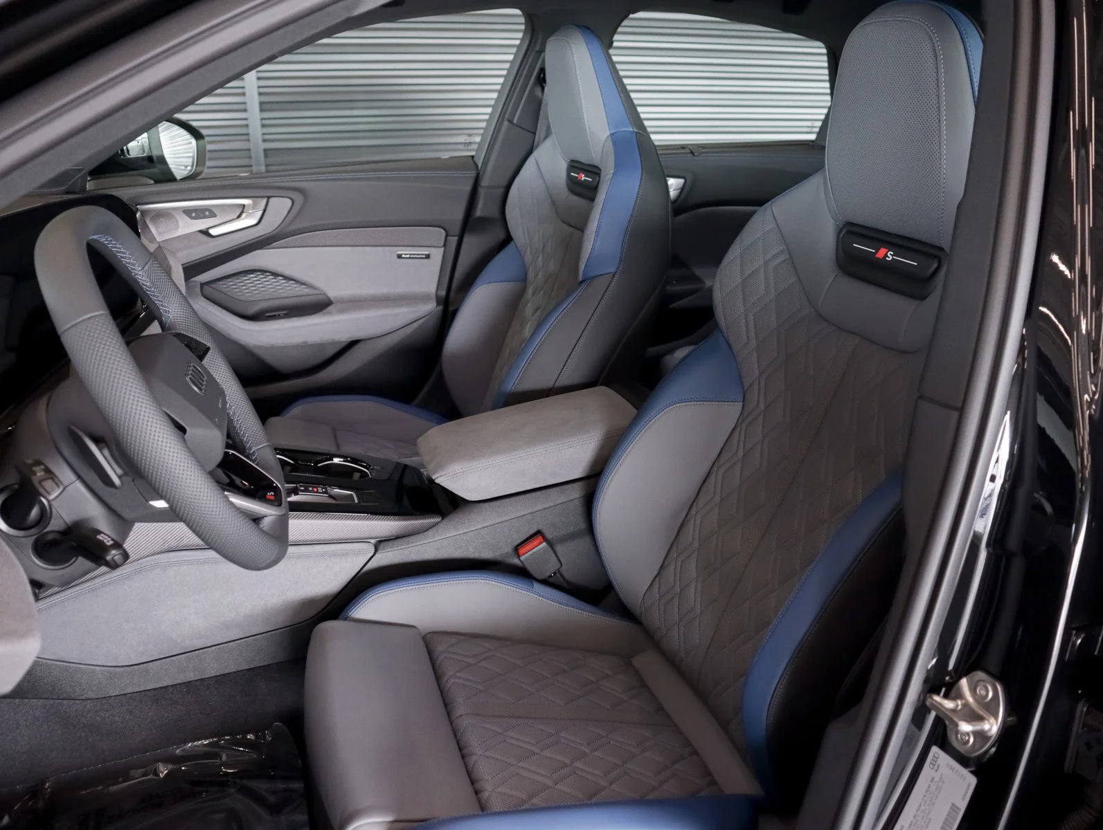 New 2026 Mythos Black Metallic Audi Prestige image 7