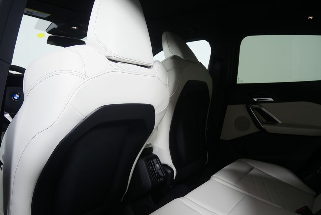 New 2026 Black Sapphire Metallic BMW xDrive28i image 16