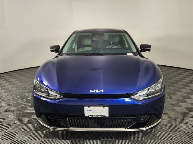2024 Kia EV6 Wind - Photo 8
