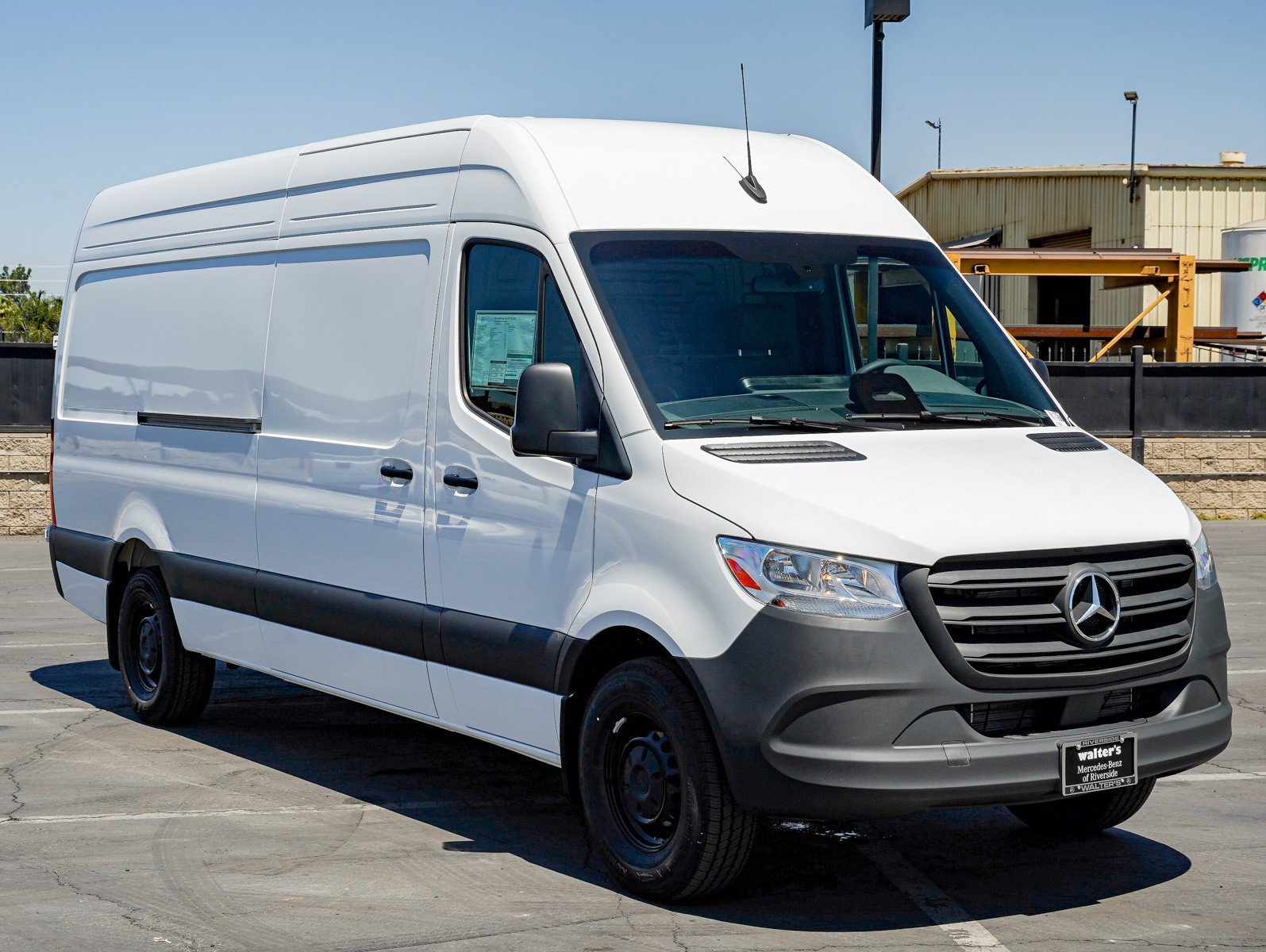 New 2026 Arctic White Mercedes-Benz 2500 High Roof I4 Diesel HO 170 RWD image 3