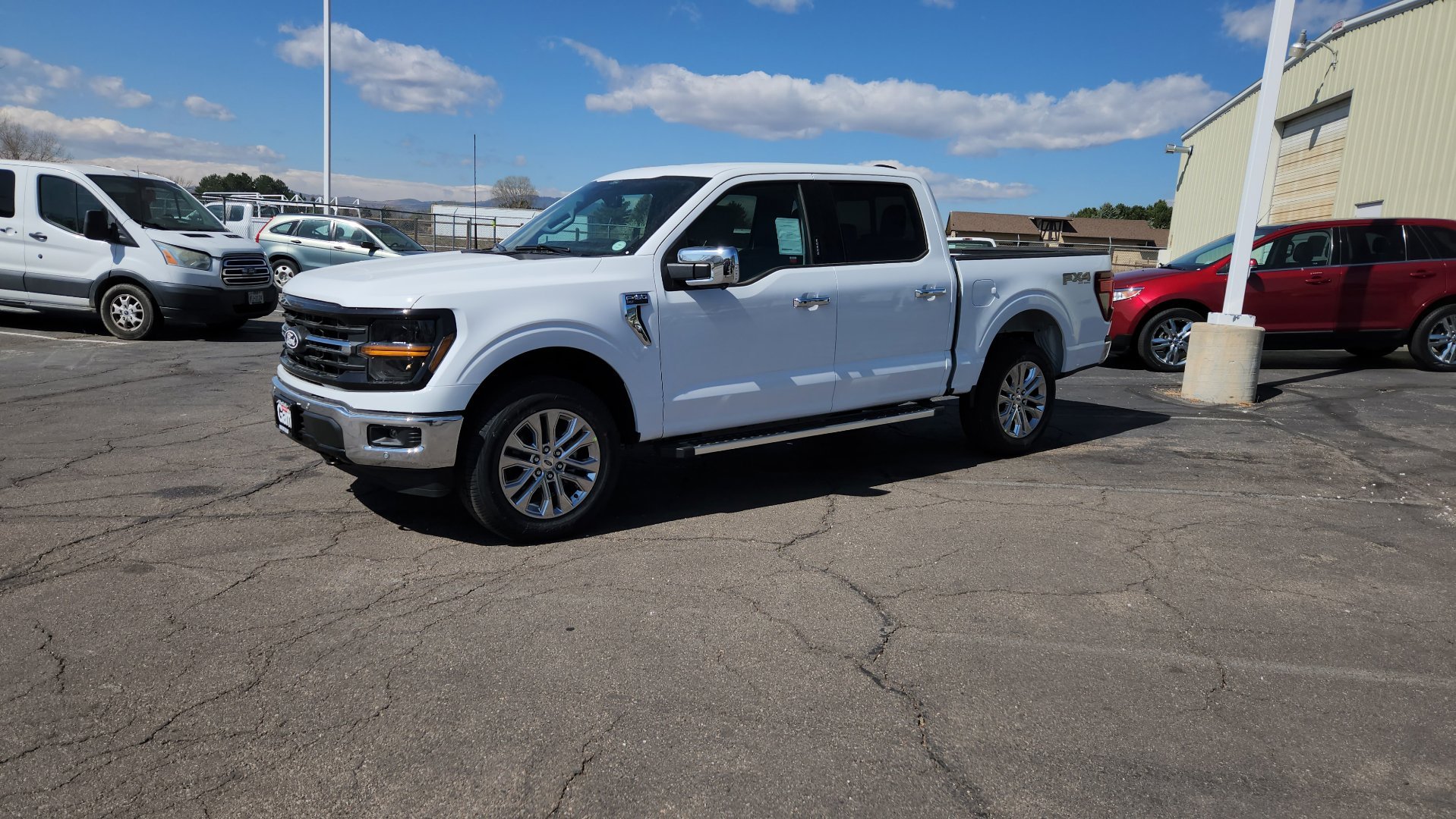 New 2026 Oxford White Ford XLT image 4