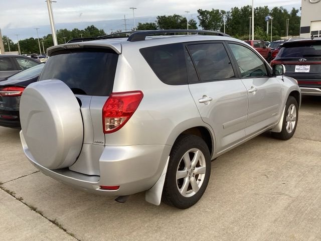Used 2008 Classic Silver Toyota Limited image 10