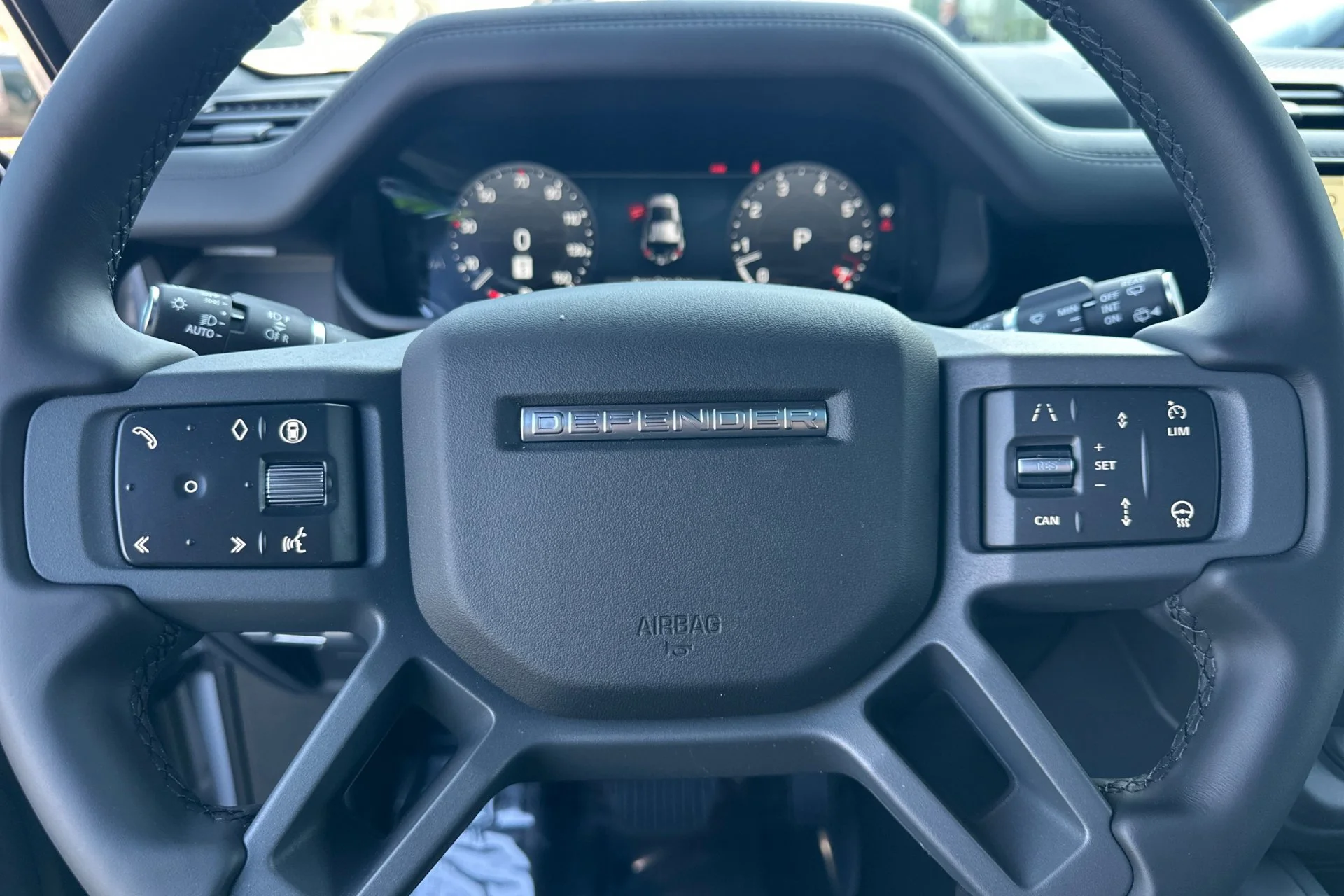 New 2026 BORASCO GREY Land Rover X-Dynamic SE image 26