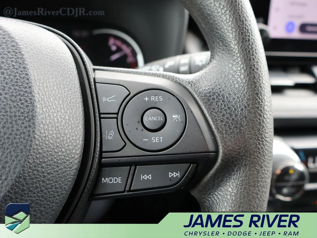 Used 2024 Silver Toyota XLE image 27