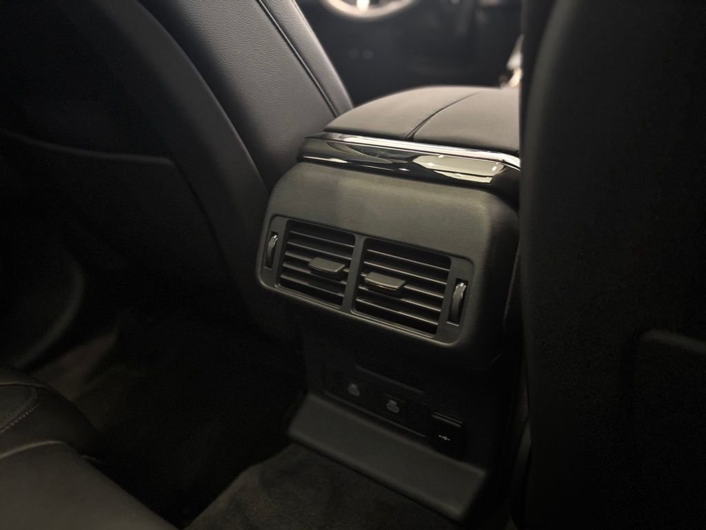 New 2026 Varesine Blue Land Rover S image 10