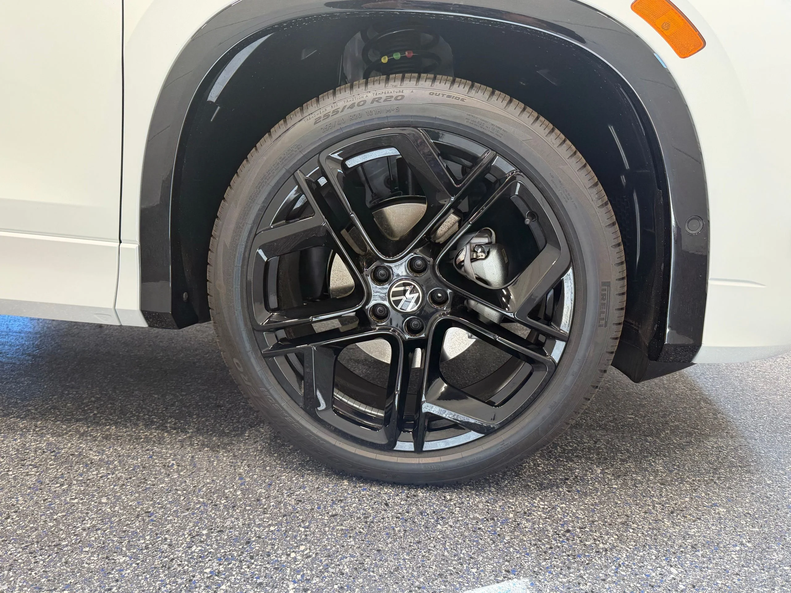 New 2026 White Volkswagen 2.0T SE R-Line Black image 14