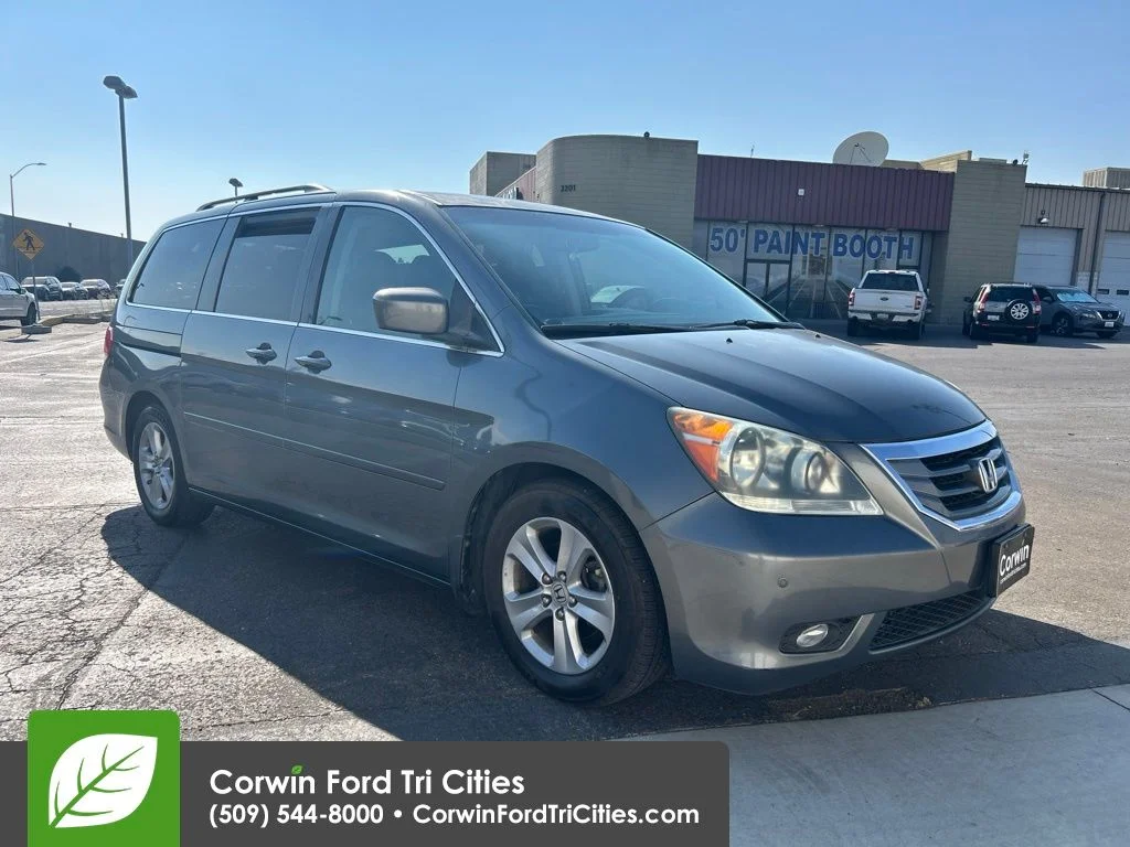 Used 2010 Gray Honda  image 1