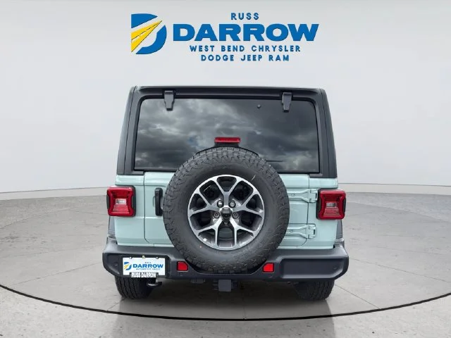 New 2027 Earl Clear-Coat Paint Jeep Sport S image 4