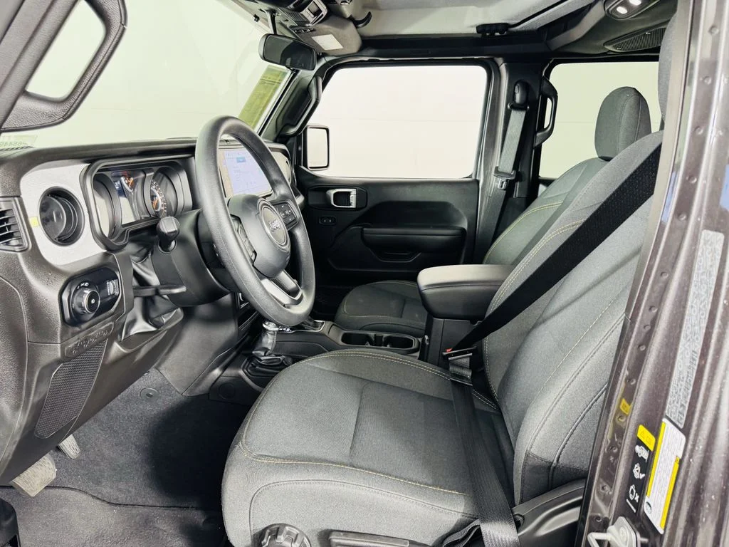2026 Jeep Wrangler 4-Door Sport - Photo 5
