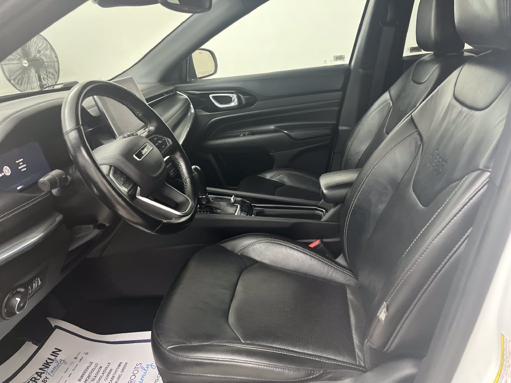 Used 2022 White Jeep High Altitude image 12