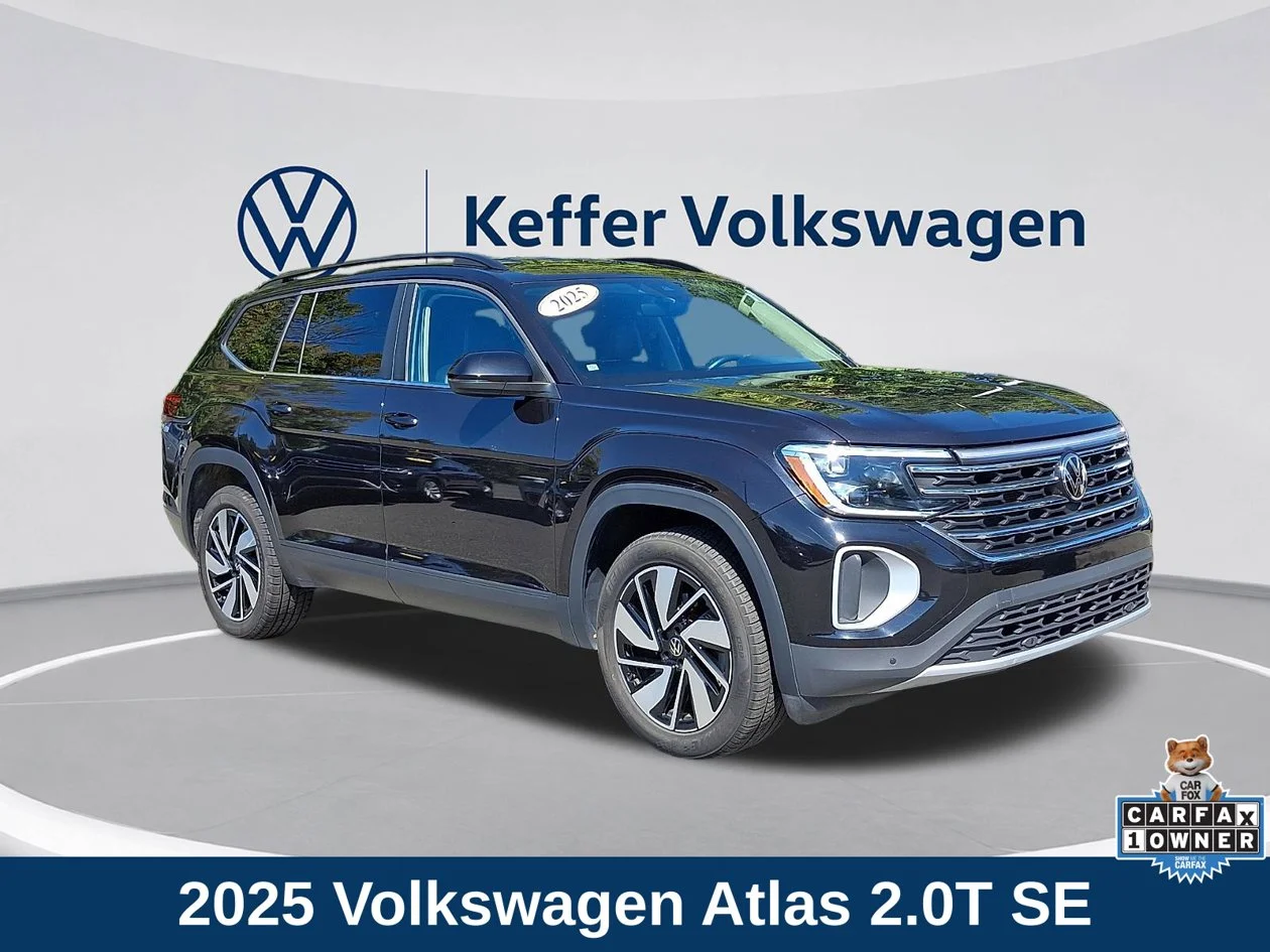 2025 Volkswagen Atlas SE w/Tech