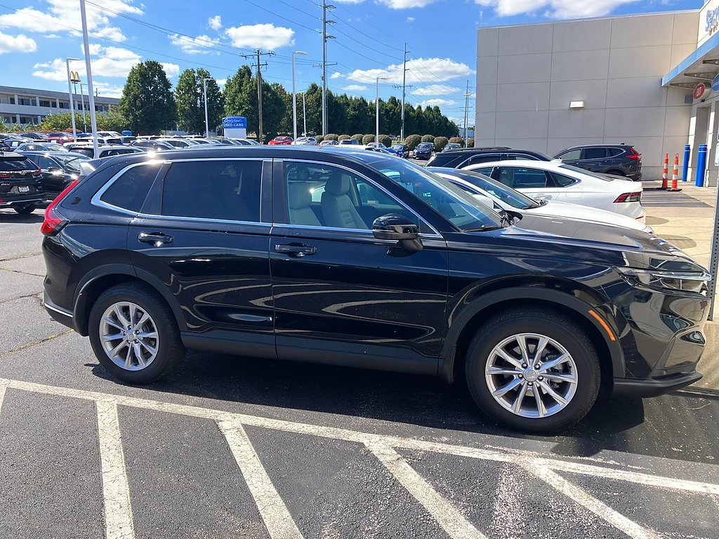 Certified Used 2024 BLACK Honda EX-L image 32