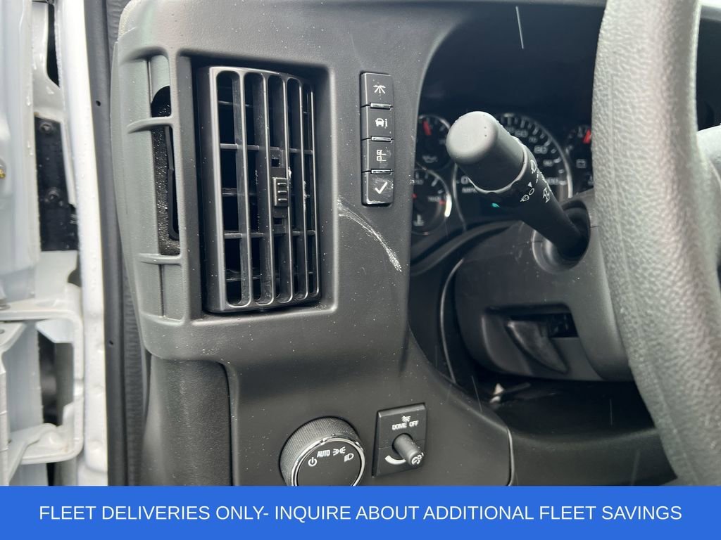 2025 Chevrolet Express Cargo Work Van - Photo 13