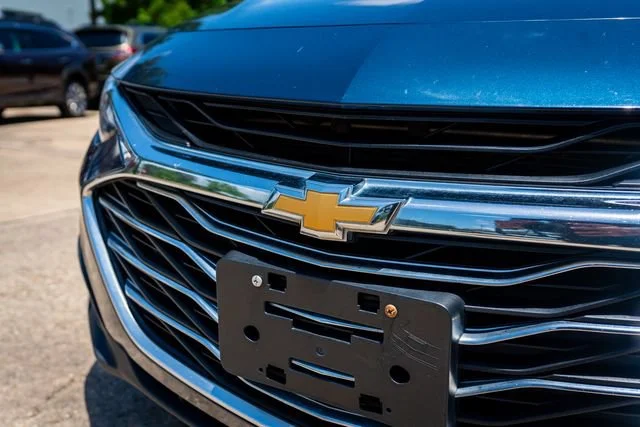 Used 2021 Northsky Blue Metallic Chevrolet LT image 13