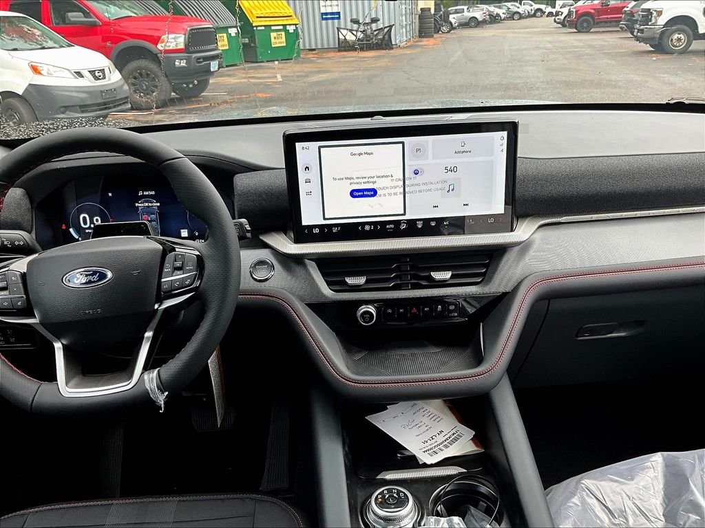 2025 Ford Explorer ST-Line - Photo 8
