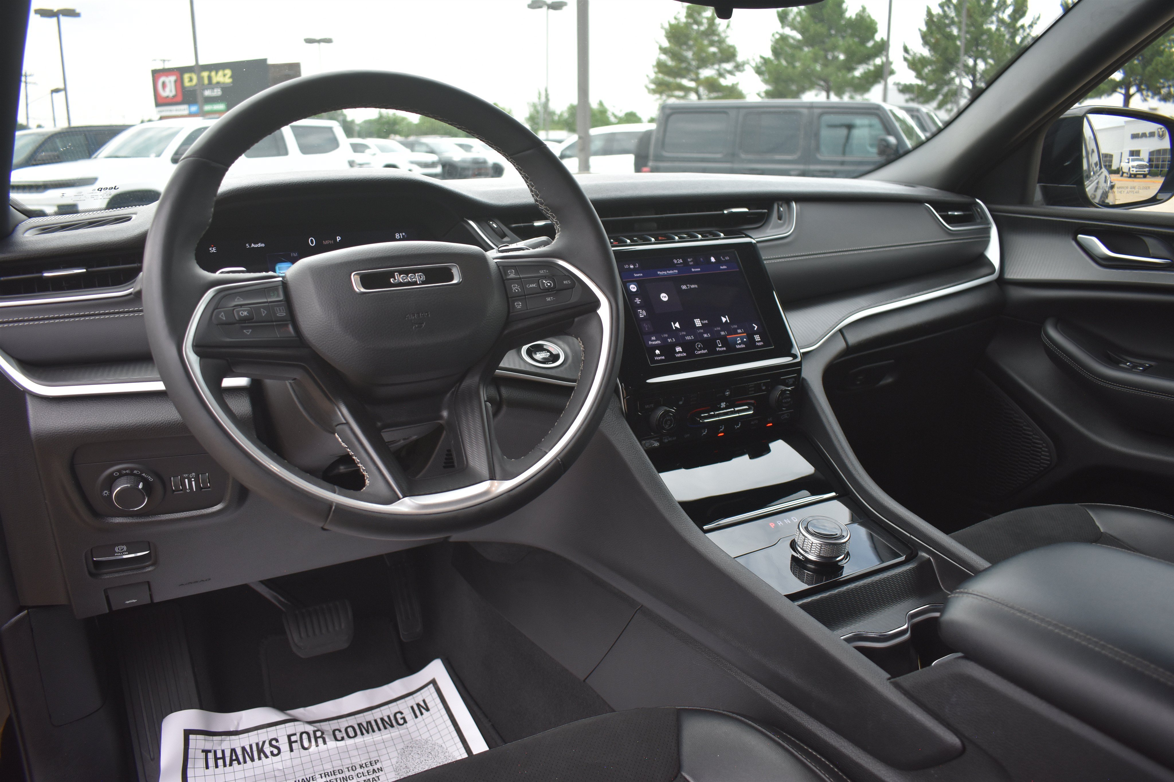 Used 2024 Diamond Black Crystal Pearlcoat Jeep Altitude image 17