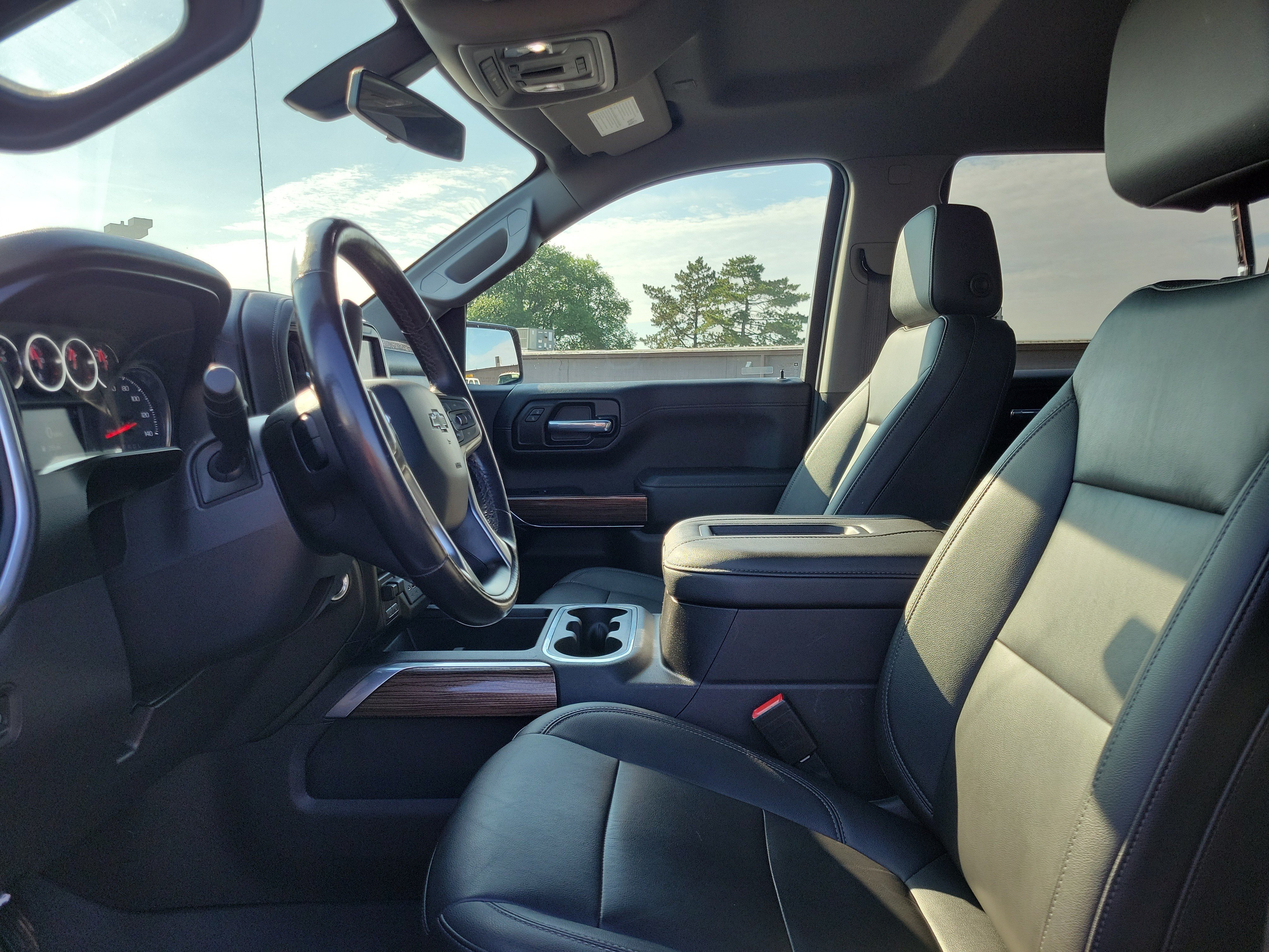Used 2021 CHERRY RED TINTCOAT Chevrolet RST image 15